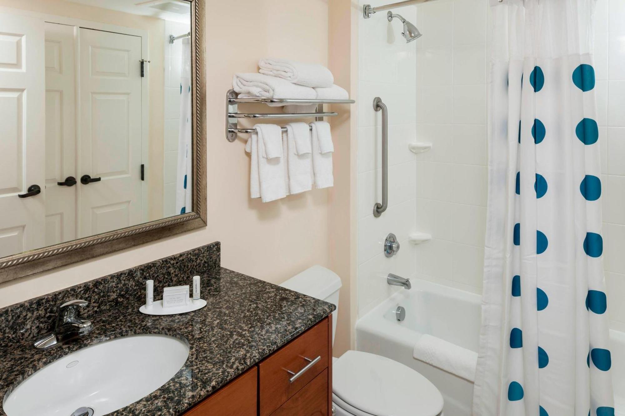 Towneplace Suites Suffolk Chesapeake Экстерьер фото