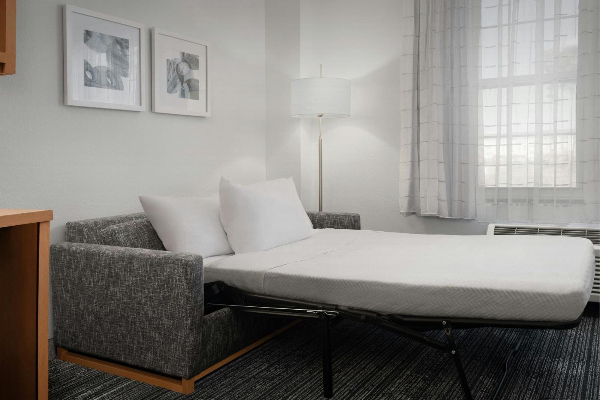 Towneplace Suites Suffolk Chesapeake Экстерьер фото